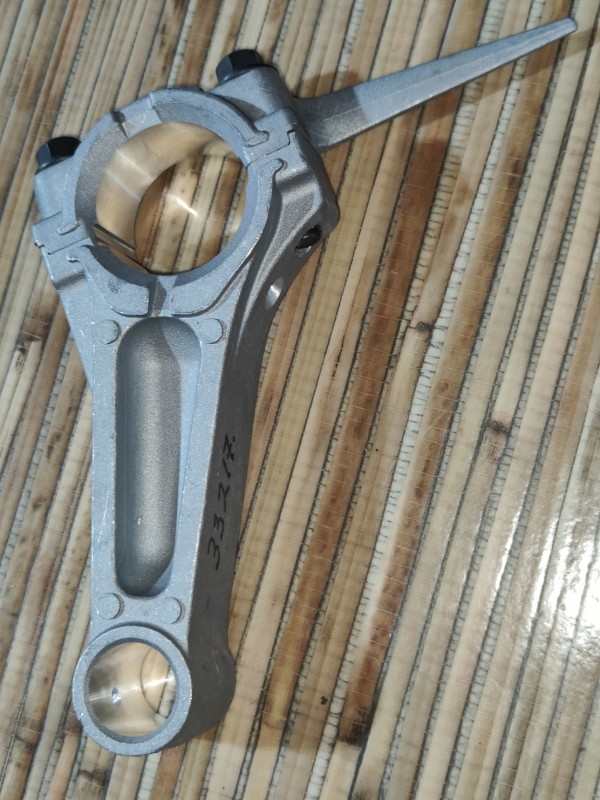 Шатун в сборе 177F