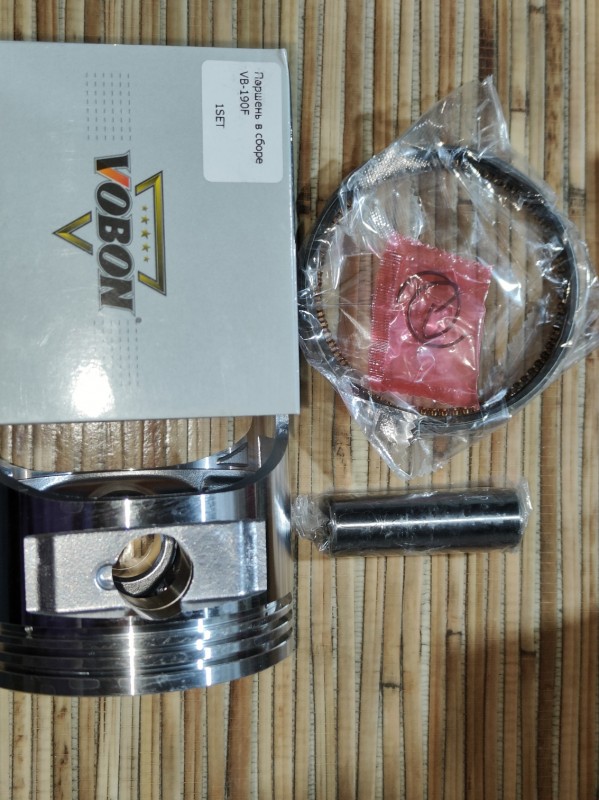 Поршень двигателя 190F с кольцами VOBON